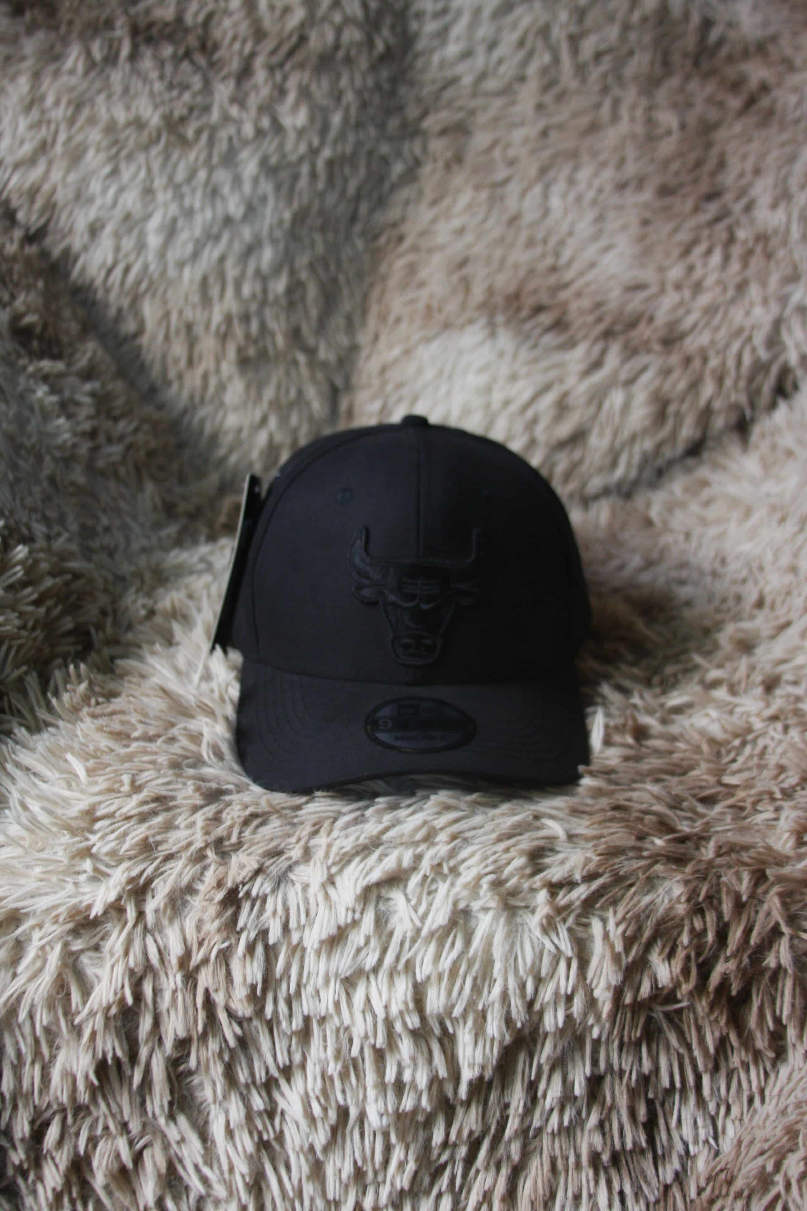 Gorra NY Yankees Chicago Bulls Black Edition
