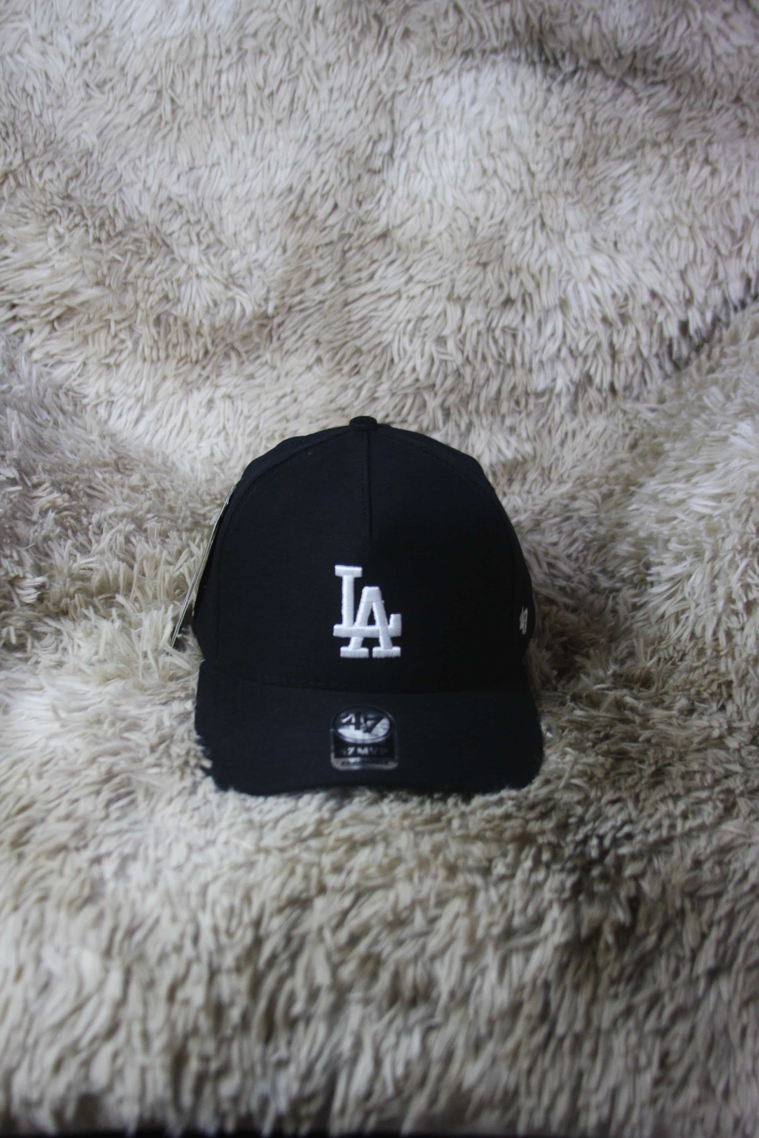 Gorra Negra – Modelo LA Clásico