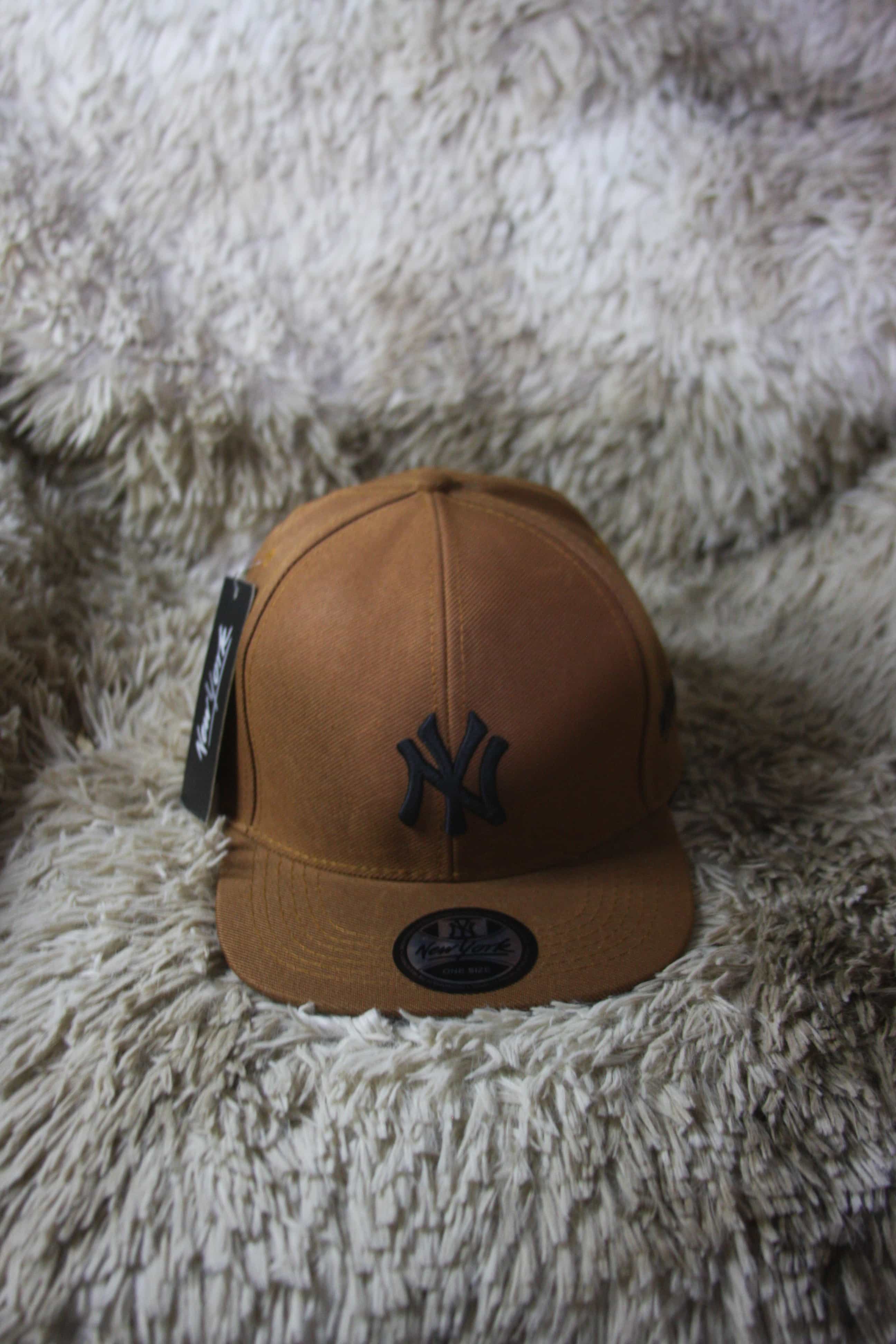 Gorra Yankees Marrón Camel – New York – One Size