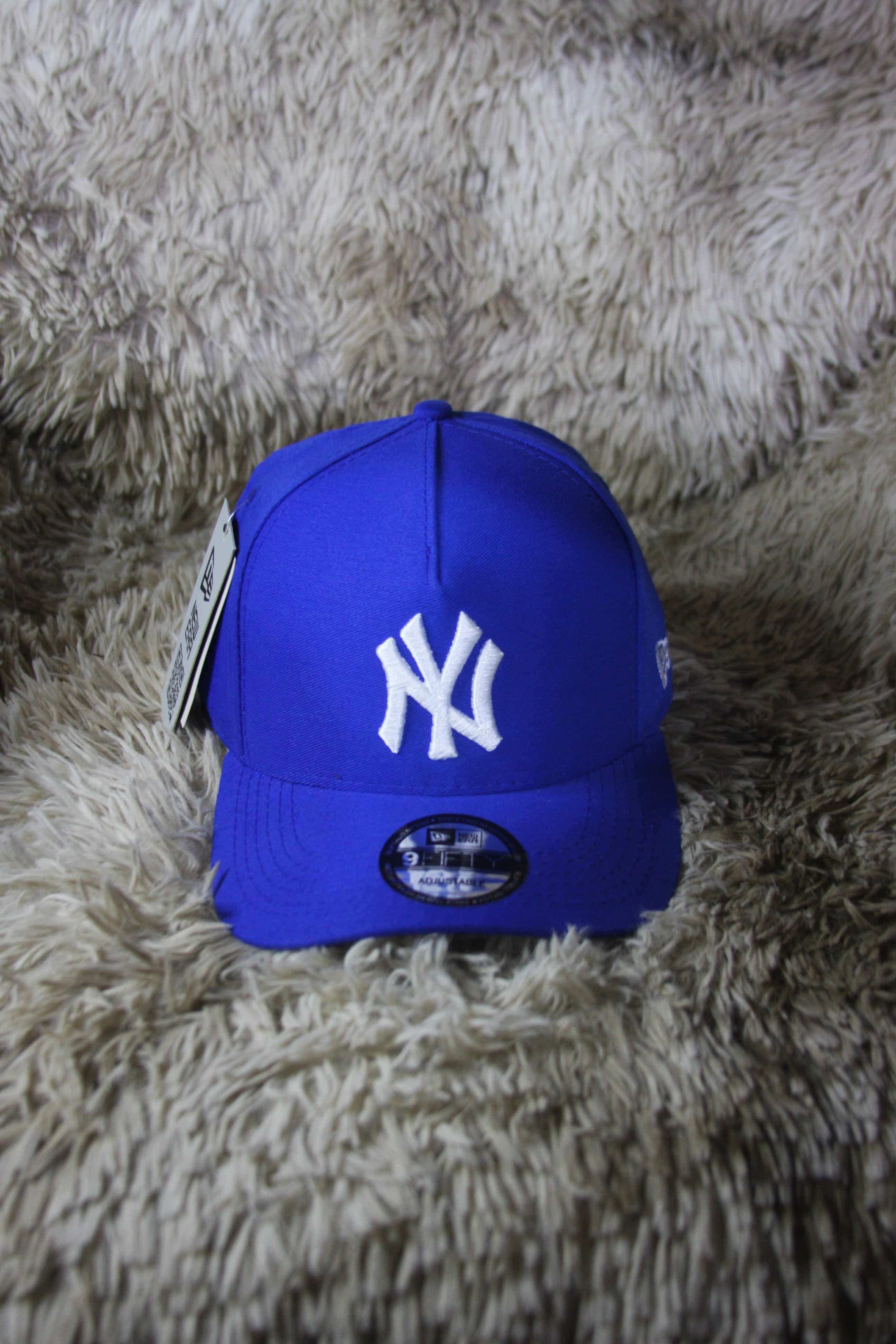 Gorra New York Yankees 9FORTY – Azul Royal / Blanco