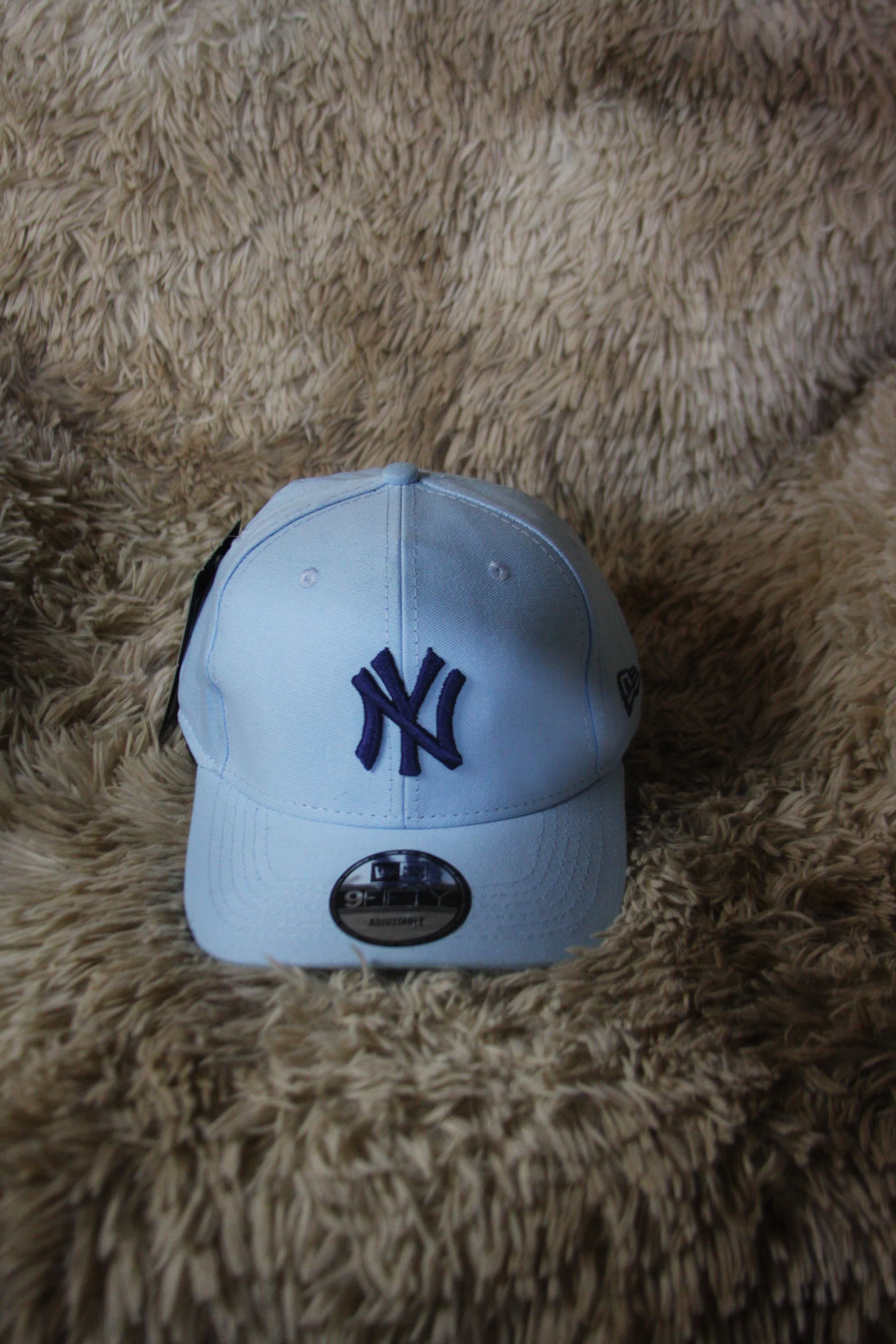 Gorra New York Yankees 9FORTY – Celeste Claro